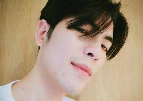 萧敬腾发文回应晕倒传闻:我没事了 谢谢大家帮助