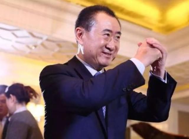 关于东哥事件王思聪这么说，黄毅清这么说，周立波的说法太污了