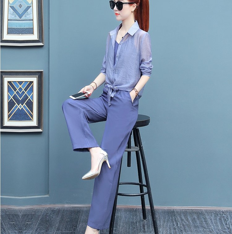 越来越多的女人，不选择穿连衣裙，都喜欢下面这阔腿裤套装