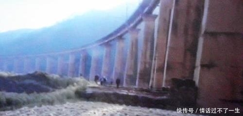  「熊汉俊」这座大桥修建时，曾牺牲一战士，他临终前一句话让人