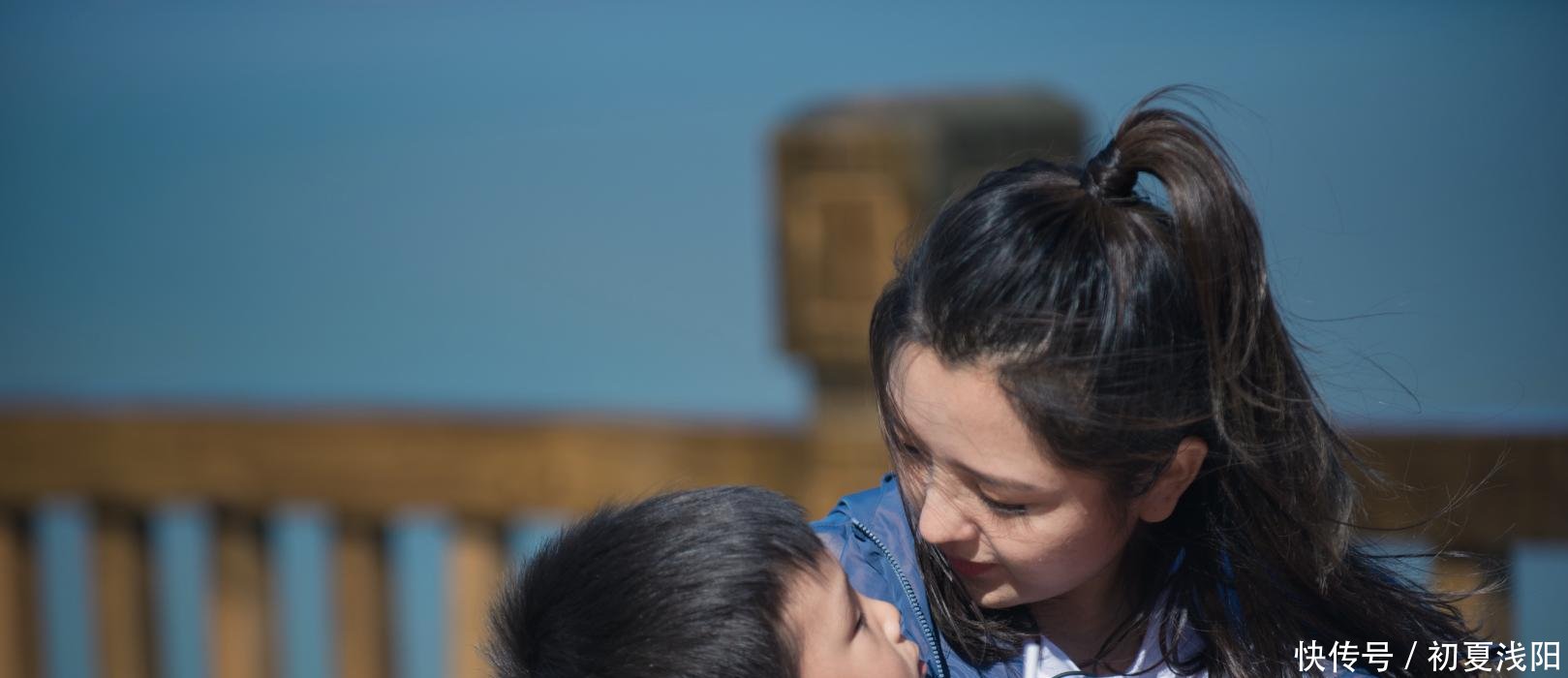 何洁勇敢公布恋情后还怼粉丝, 再也不相信婚姻却继续着恋情