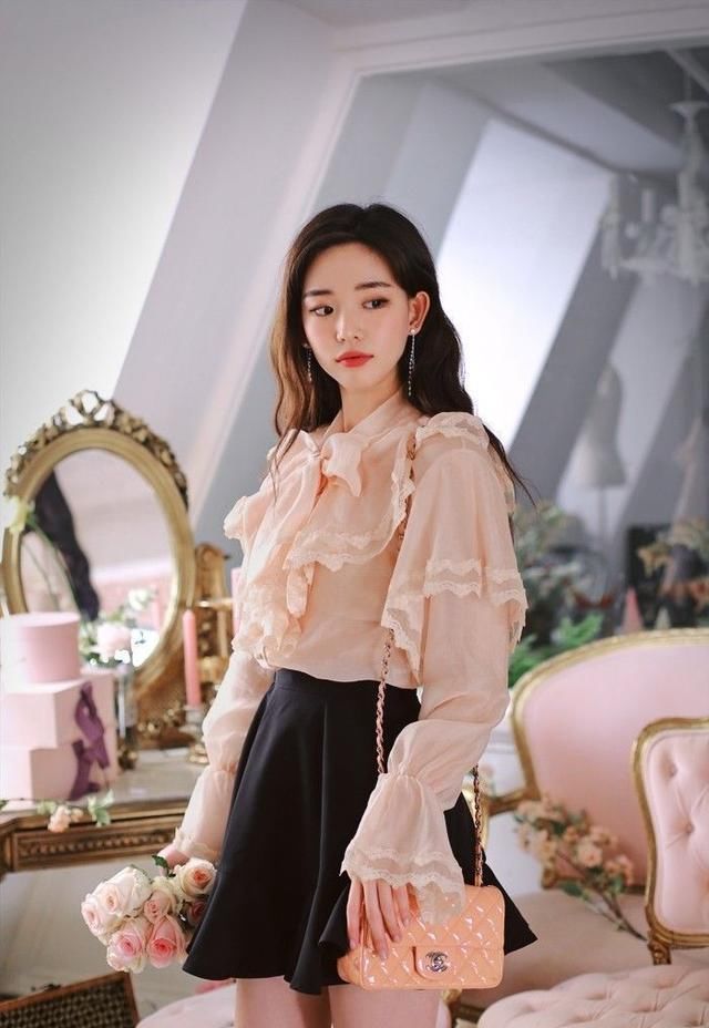 #挑选#OL上班族必备合身衬衫!依据「身形」挑选「衬衫」,搭配零出错!