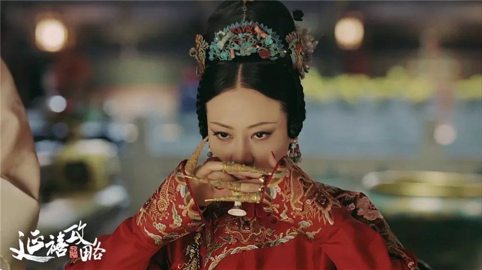 佘诗曼的玫瑰妆秦岚的包围眼线，《延禧攻略》简直是在演“美妆皇