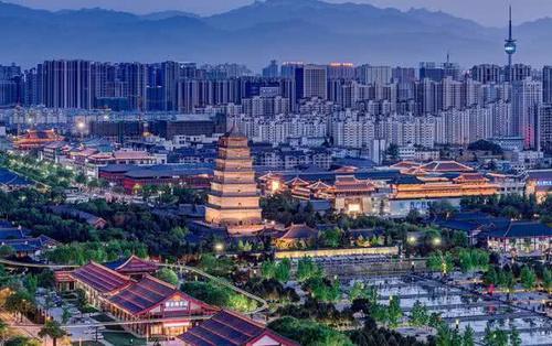 我国这两个城市，名字相反却很少有人认错，一个小县城，一个省会