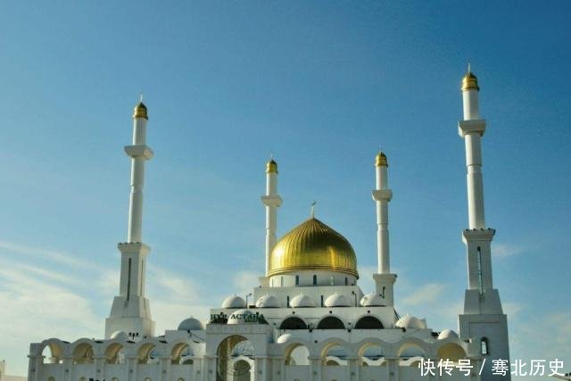 中国曾为此国援助了10亿美金，如今拿大面积领土来回报我国