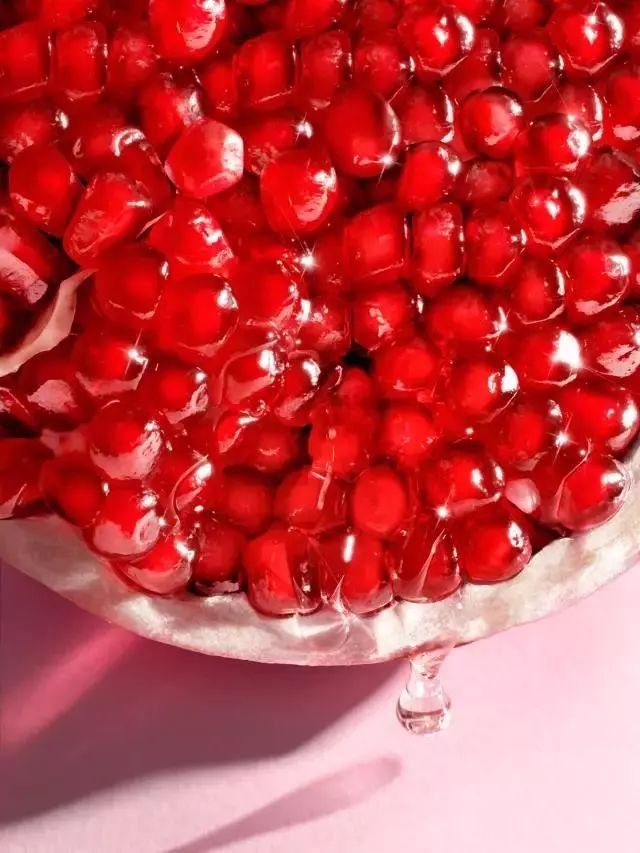 拥有透亮少女肌，就靠这杯“果汁“了