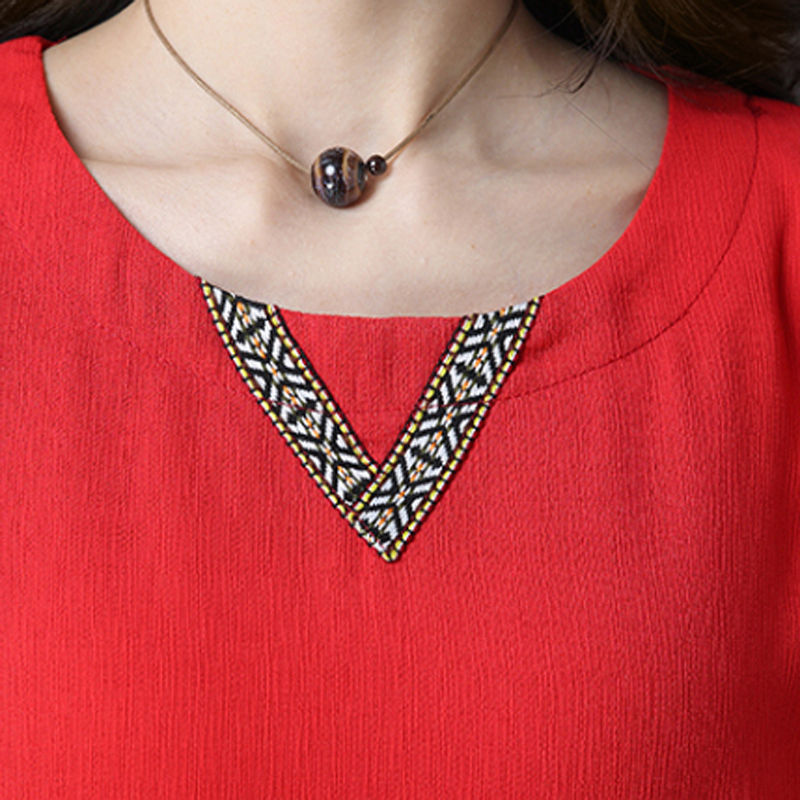 姑娘别再穿运动套装了，当下巨流行的“温婉风”连衣裙，美翻全场