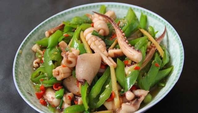  「美味」精致生活美食不可少，带你享受鱿鱼美味，让你爱上海鲜美食！
