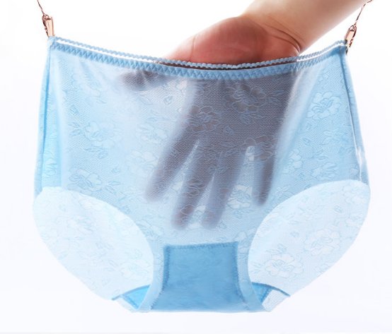 老婆新买的三角裤，吓我一跳，这版型档次，还是头次见