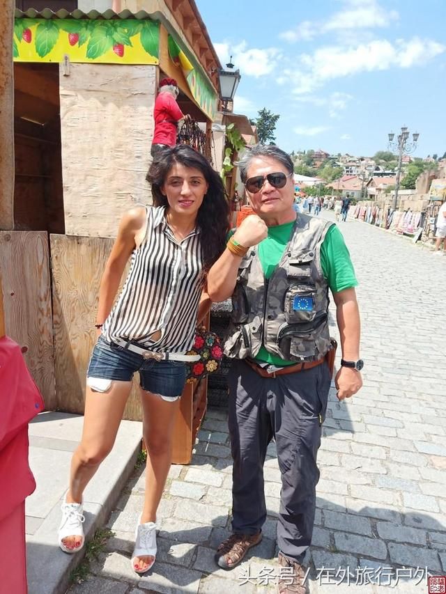 格鲁吉亚美女个个都这么高冷