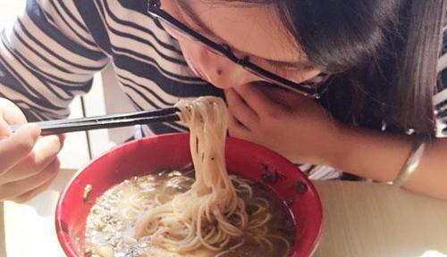 「重视」吃饭刚结束,就想排便,和什么原因有关?提醒哪里有问