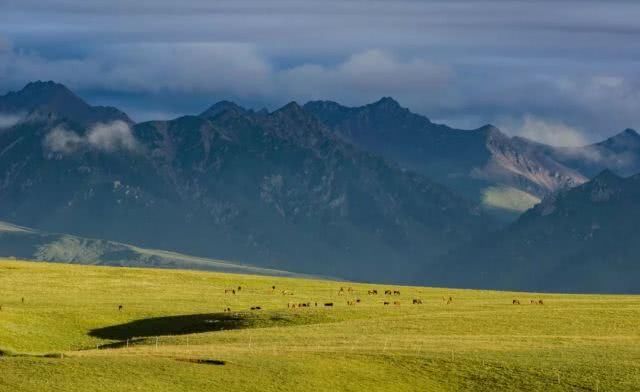 美了千年的甘肃，比新疆刺激，比西藏神圣！
