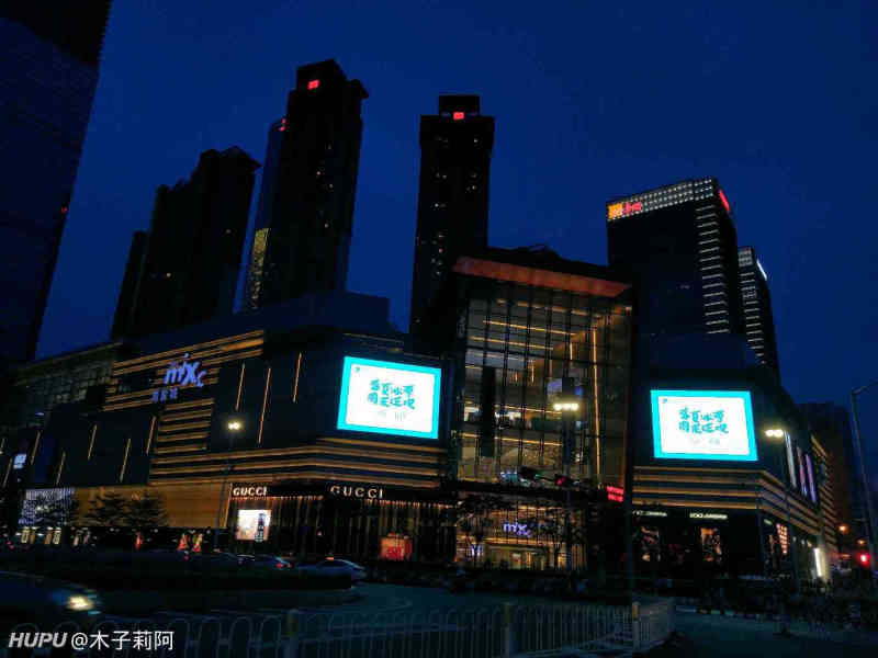 短发短发姑娘，打个分吧!