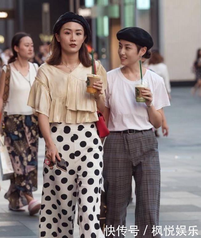  『气质』美女街拍：曼妙身姿的小姐姐，青春又靓丽，展现女神气质！