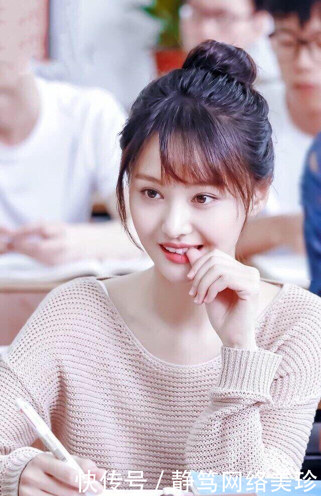  气质：女生不要总是披发，今年流行这5款“扎发”，时髦显脸小有气质
