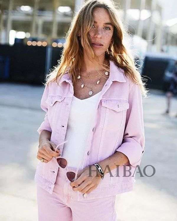 奇怪| 满脸雀斑的她从不磨皮，但是拍出来却比蛇精脸还好看