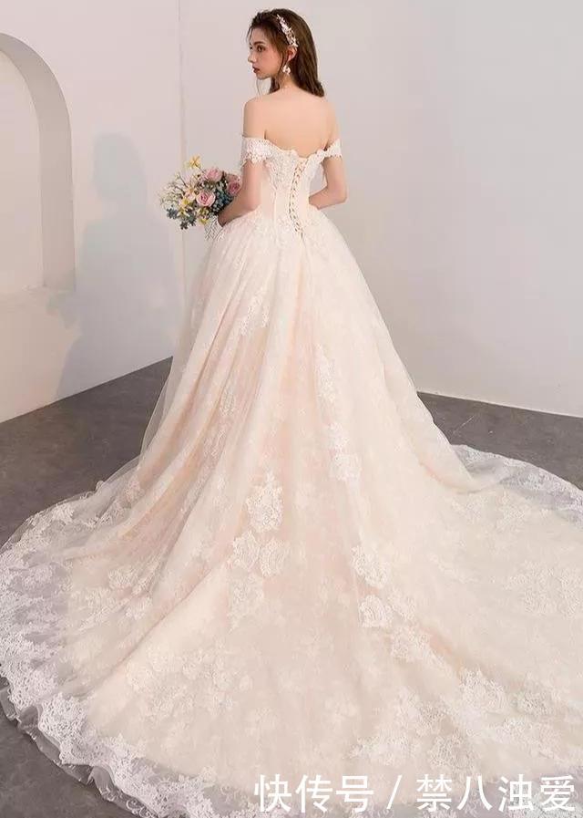 「婚纱」DIY手工珠绣:穿上典雅珠绣婚纱,体验宫廷般的奢华!