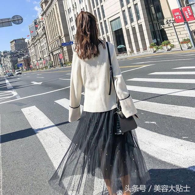 谁说秋季就一定穿长裤？穿网纱裙美出新高度！仙美无敌