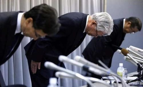 去日本旅游最讨厌什么？无止境的鞠躬啊