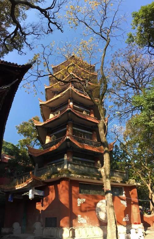 2-3天自驾!泡四川最大的瀑布温泉,现在去正好!