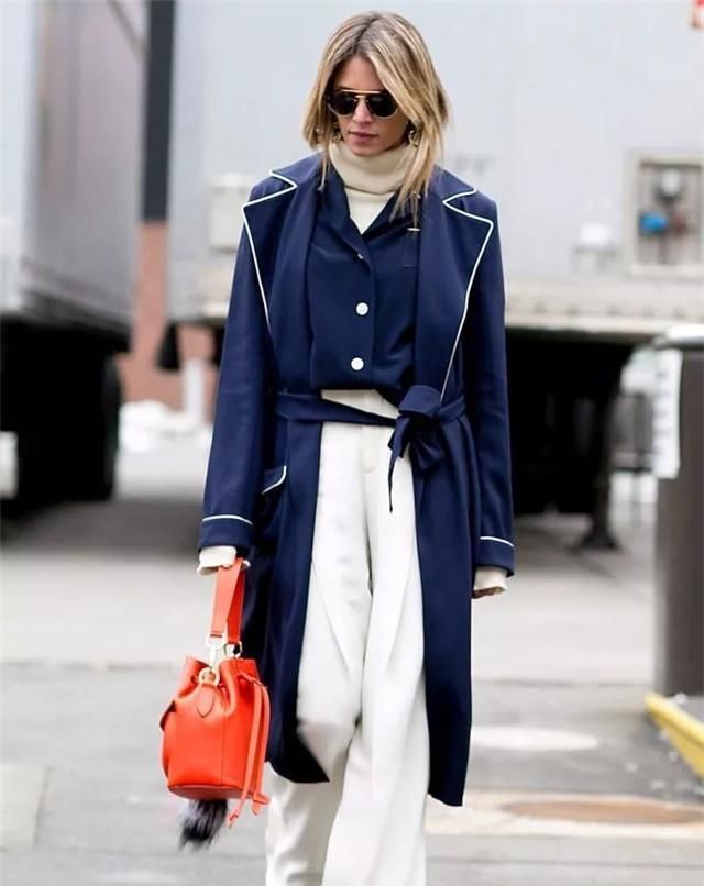  『纠结』纠结穿裤子还是裙子的女生,先看看自己是什么体型,再做决定