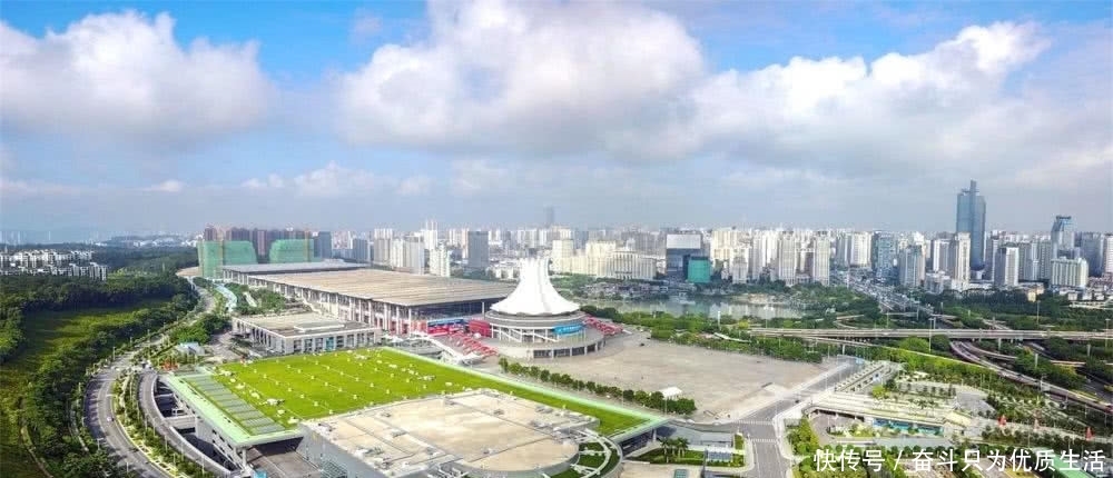 最不适合去旅游的4个省会,当地并没什么景点,游客去了只为中转