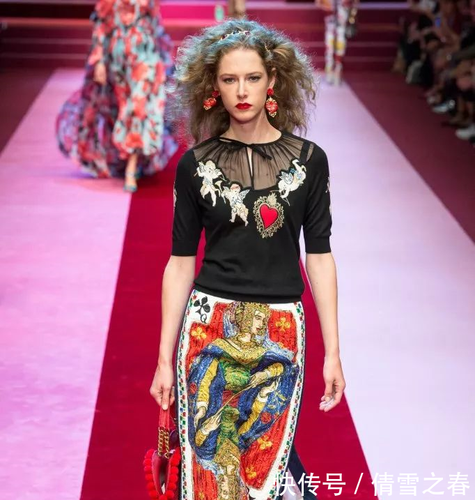 穿衣比模特还要好看的女星,杨幂古力娜扎上榜,杨颖美出新高度