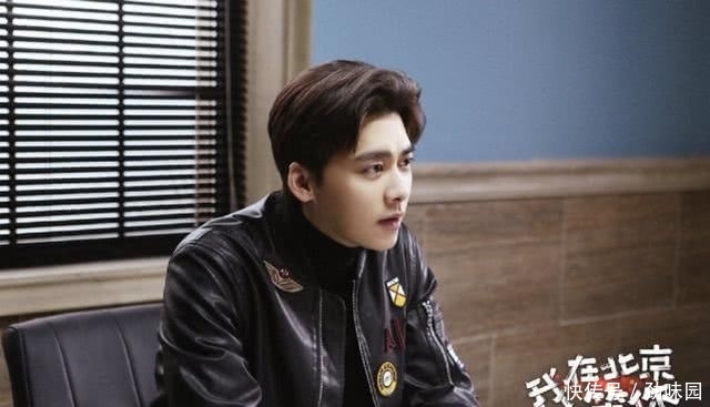 「放过」李易峰新戏女配遭网暴，发文求李易峰粉放过：我长得丑不配做演员