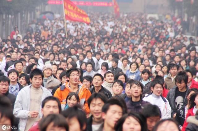 公务员三个单位在机关人眼里发展前途好，晋升快，戳进来看看吧！