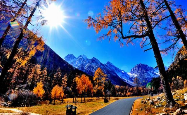 秋天中国最迷人的地方 汇集了西藏所有美景