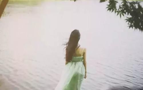 学会这十条拍照小技巧，让你分分钟变女神！