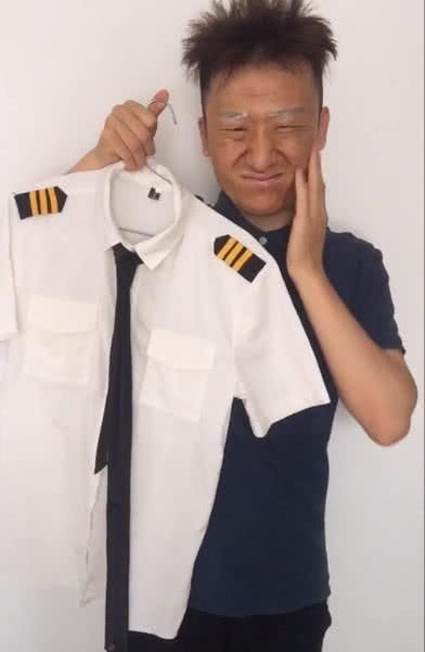 帅气空少是化出来的啊！最后太让人懵逼，网友：这化妆技术真的牛