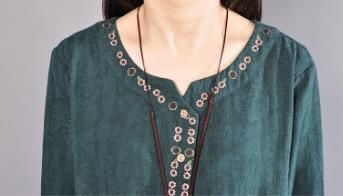 九月这么多秋裙，52岁老婆偏偏挑中了这款棉麻秋裙，虽贵却很美