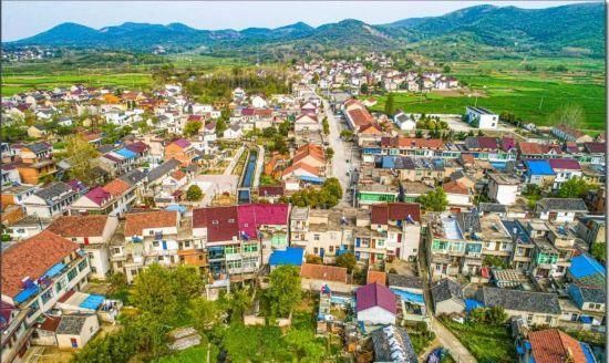  「美丽」换一个角度看美丽乡村——苏湾镇包坊村