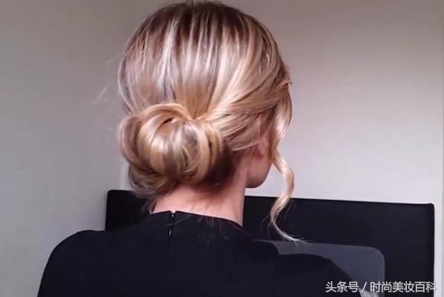 发型设计自己就可以完成的唯美盘发，3分钟搞定