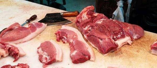 猪价突破15元，究竟是屠宰户利润多，还是养猪户利润多？