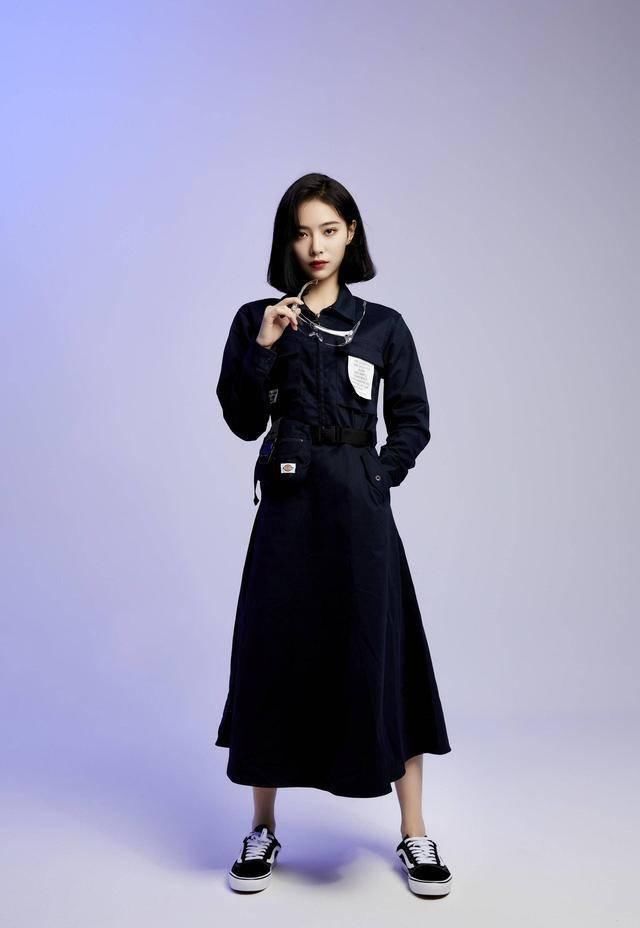  「许佳琪」“2020最美工装风穿搭”比男生还帅气，让你霸气出街！
