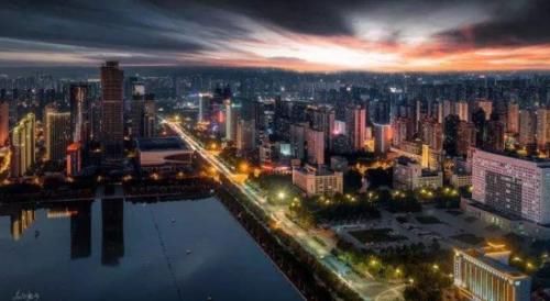 一座适合穷游的城市，一碗面才6块钱，主要是很多景点是免费开放