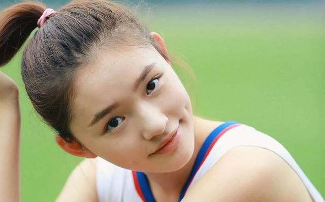 新版杉菜沈月校园妆的秘密原来是注重了这些化妆技巧?