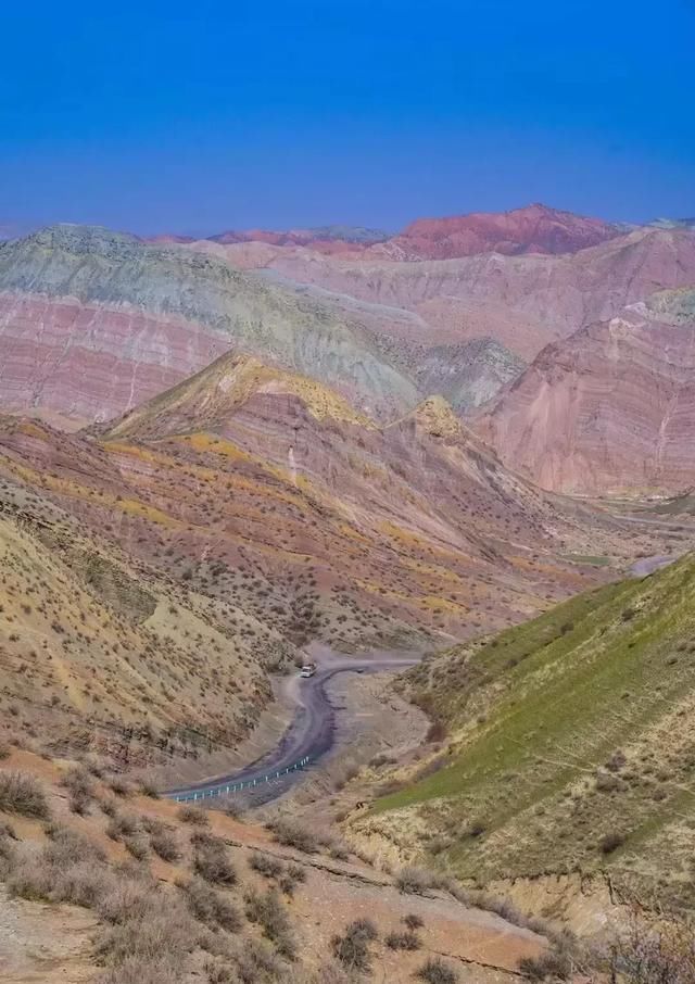 距乌市1h,新发现一条绝美天路,竟然美过独库!