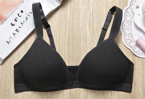 前扣内衣vs后扣内衣,究竟哪个更得小仙女欢心?