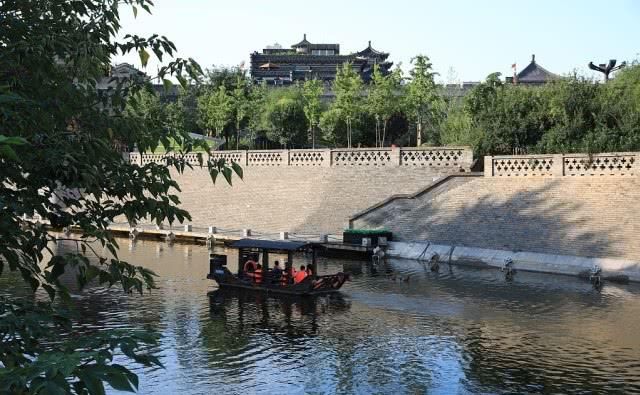  「西安」西安环城公园，进入是自然，转入是历史