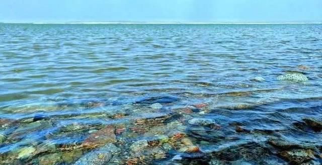 【热点】沙漠中消失300年的湖泊回来了！网友：大漠中真有长河