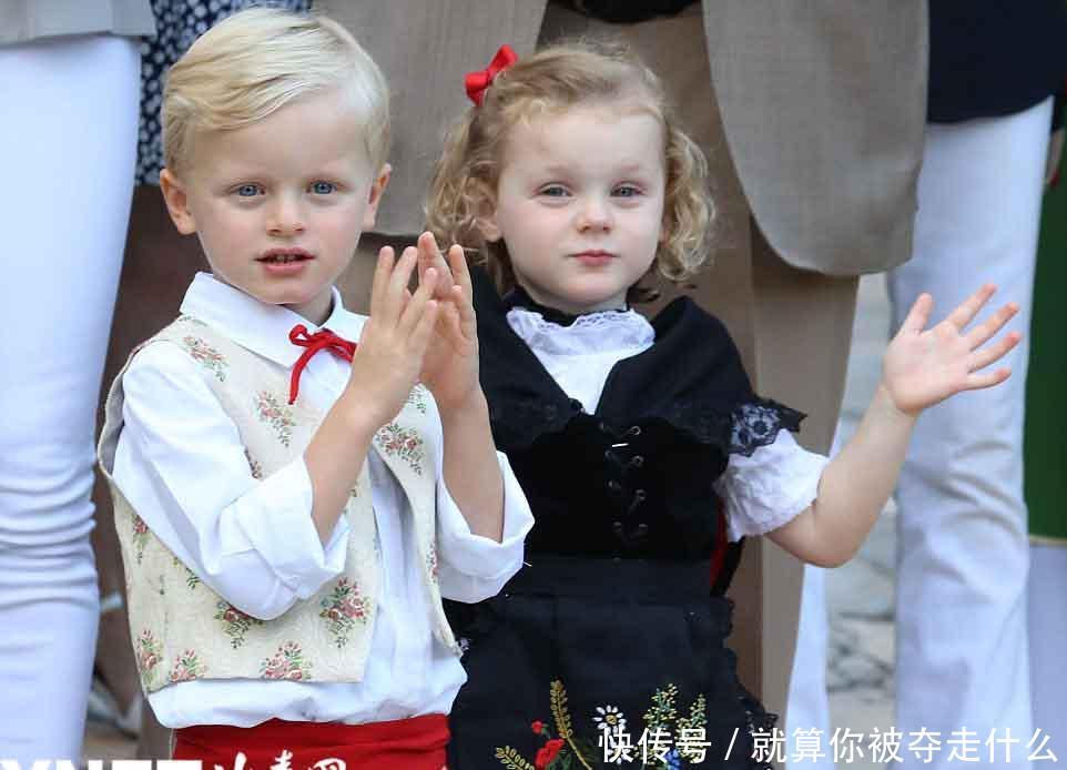 摩纳哥皇室宝宝着民族服饰野餐王妃颜值依旧不输好莱坞巨星