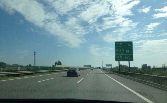  高速：400公里路程，跑高速还是走国道更省钱？算出来你可能不信