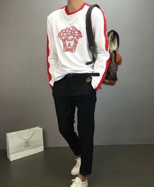 范思哲、香奈儿长袖T恤,简约不失时尚,单穿或打底都会很出彩!