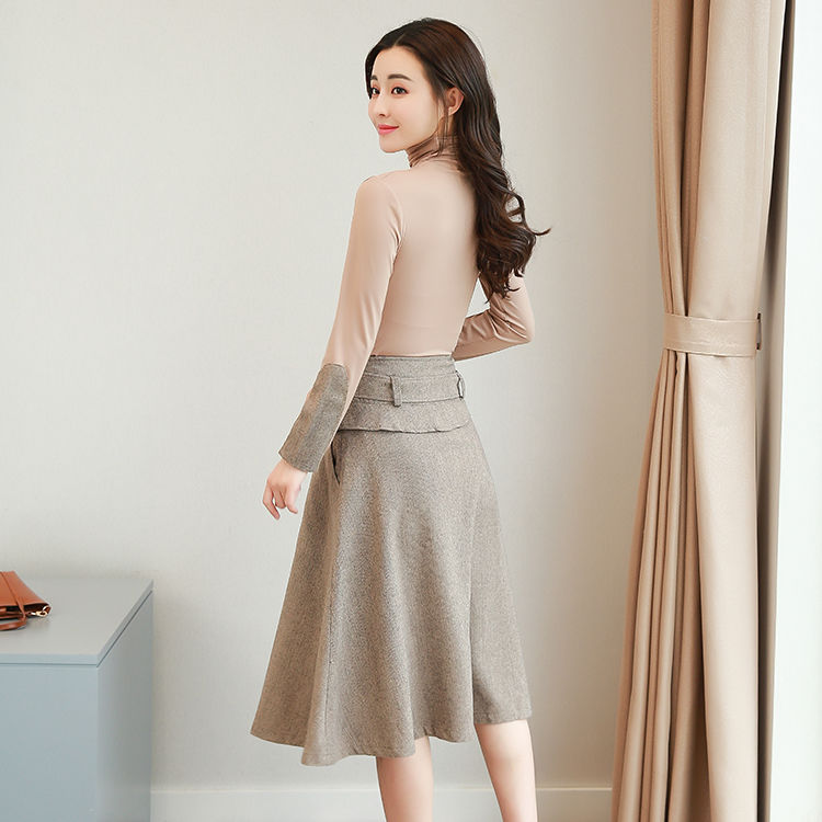 7080女人，秋天就该这么打扮，名媛套装+高跟鞋，美的很特别