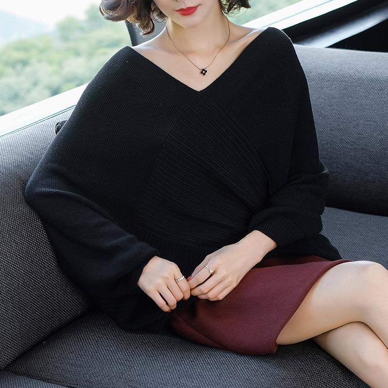 风衣该隐退了，现在流行这种毛衣衫，好穿不贵，美的恰到好处