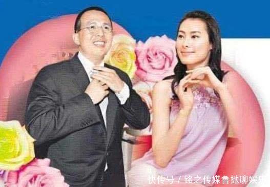  #刘銮雄#43岁吕丽君近照曝光，身材远胜甘比，曾距刘銮雄“正宫”一步之遥