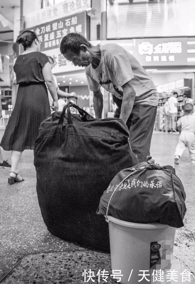  「车站」重庆红旗河沟车站即搬迁，空心圆筒楼和大巴穿楼，是否依然无恙？